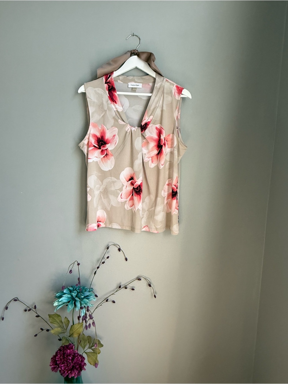 Calvin Klein Taupe Floral V-Neck Sleeveless Top with Pink Accents